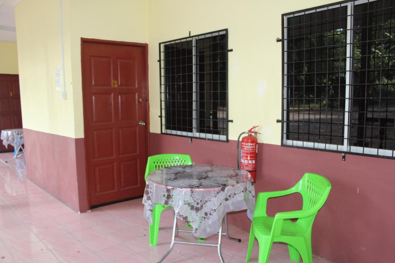 Liwagu Lodge Ranau Esterno foto